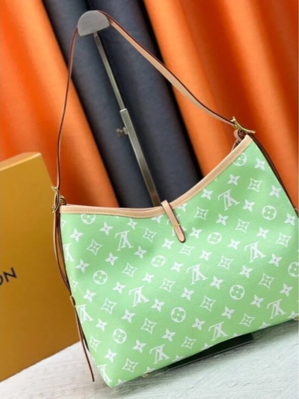 NWT - Louis Vuitton Authentic Bags - Picture 4 of 9